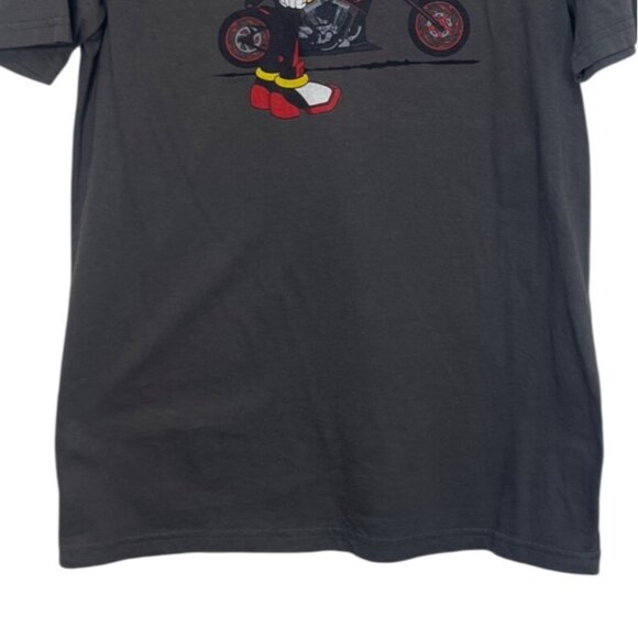 Shadow The Hedgehog Fearless Year Graphic Tshirt Mens Gray Small - Picture 4 of 8